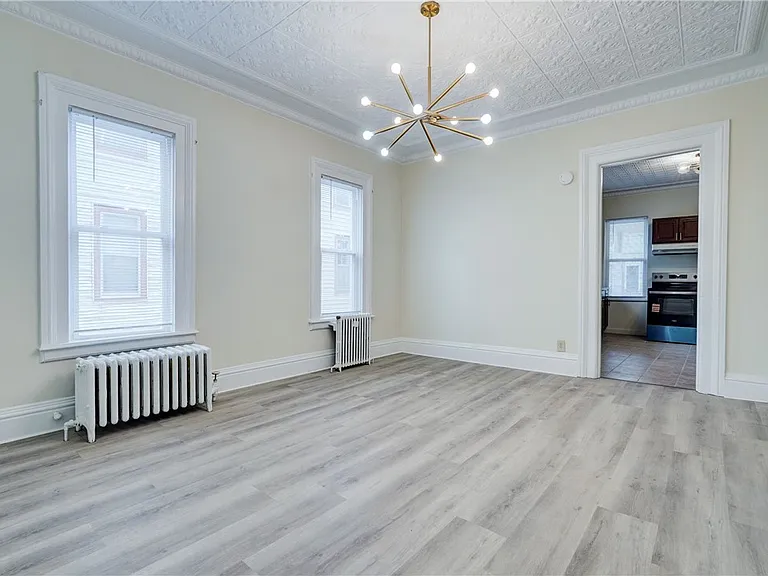 416 Gregory St #DOWN — Photo 3