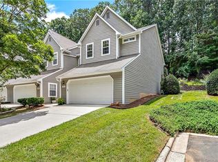9026 Saint Pierre Ln, Charlotte, NC 28277