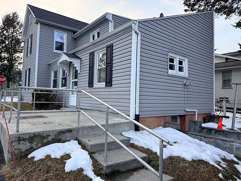 3013 Harrisburg Pike — Photo 3