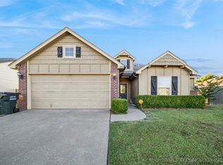 11004 N 120th Ave E, Owasso, OK 74055