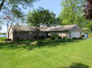 7721 N Arnold Rd, Columbia City, IN 46725