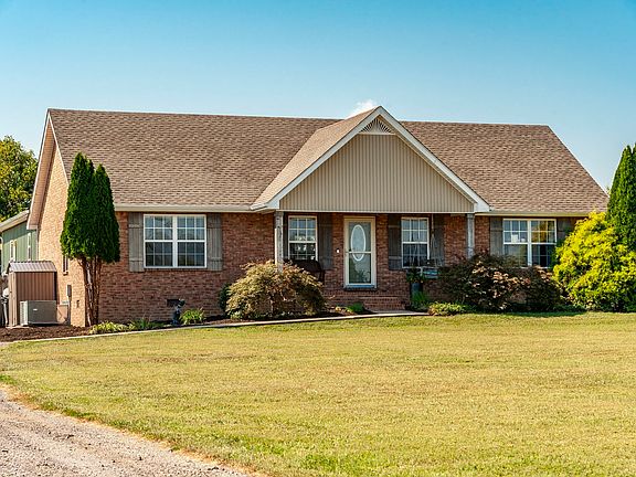 3rd image of 1008 Spire Way Dr