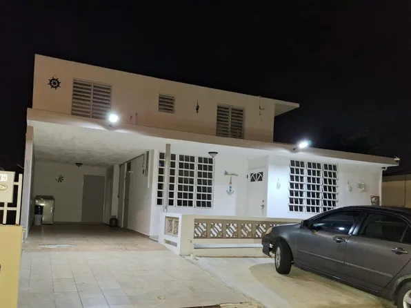 13 Urb Medina #4, Isabela, PR 00662