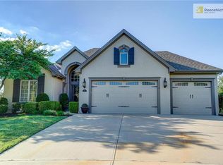 2812 NE 101st St, Kansas City, MO 64155
