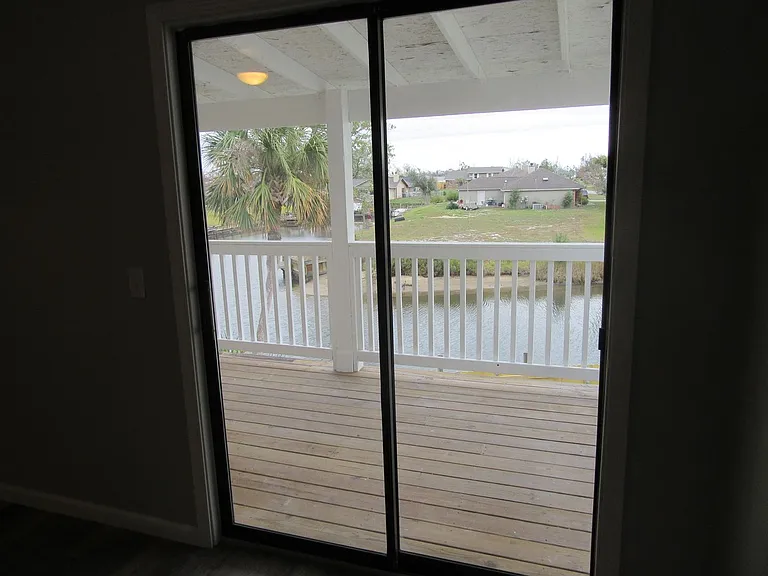 1345 Capri Dr — Photo 21