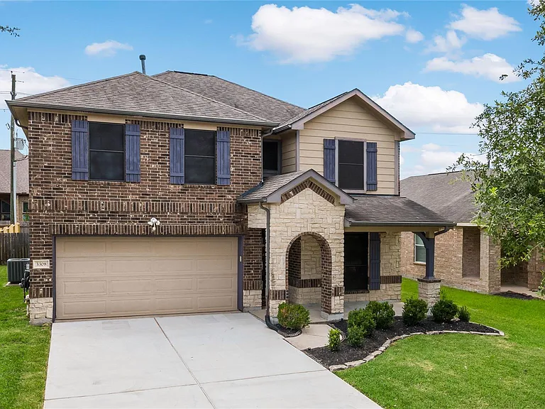 3308 Southern Grove Ln — Photo 1