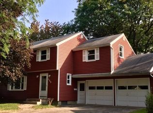 111 Ridgeview Dr, Rochester, NY 14617