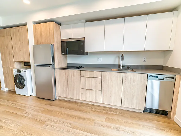 Stone Row Apartments — Photo 5