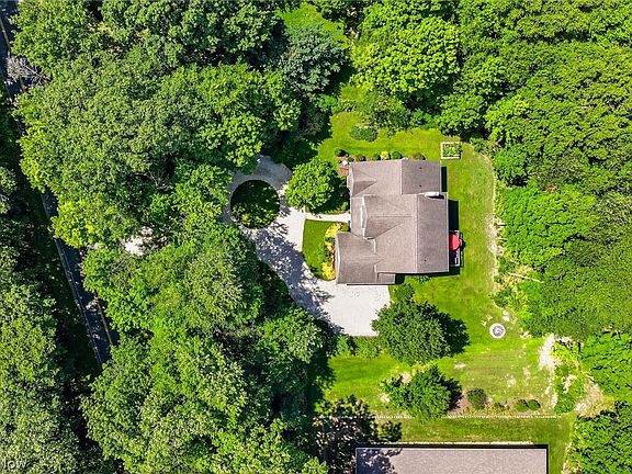 2nd image of 3199 Blake Rd