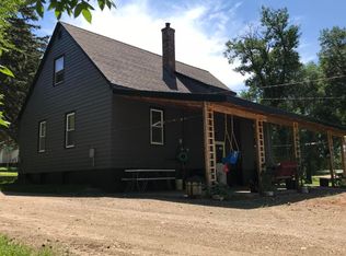 101 E 1st Ave, Stockholm, SD 57264