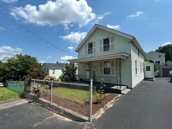2nd image of 98 1st St