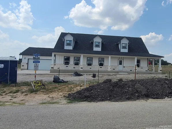 52 Peach Tree, Poteet, TX 78065