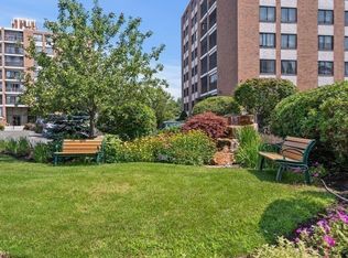 51 Melrose St APT 1H, Melrose, MA 02176