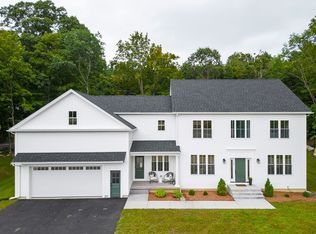 106 Millbury St, Grafton, MA 01519