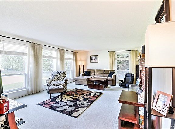 5th image of 6214 83rd St SW
