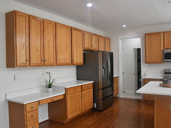5th image of 325 Kendrick Dr