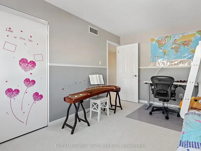 212 Huntsville Dr — Photo 22