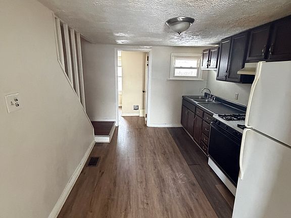 4th image of 1711 Franklin St
