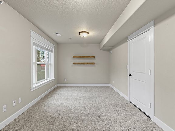 5th image of 9402 SE Causey Ave