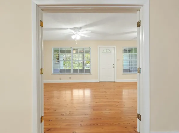 1495 NE Hilltop Street, Jensen Beach, FL 34957