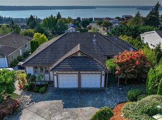 1833 56th St NE, Tacoma, WA 98422