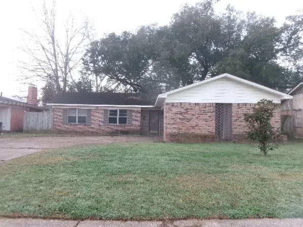 505 Meadowbrook Ln, Shreveport, LA 71105