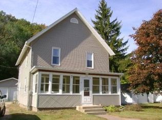 324 Main St, Camp Douglas, WI 54618