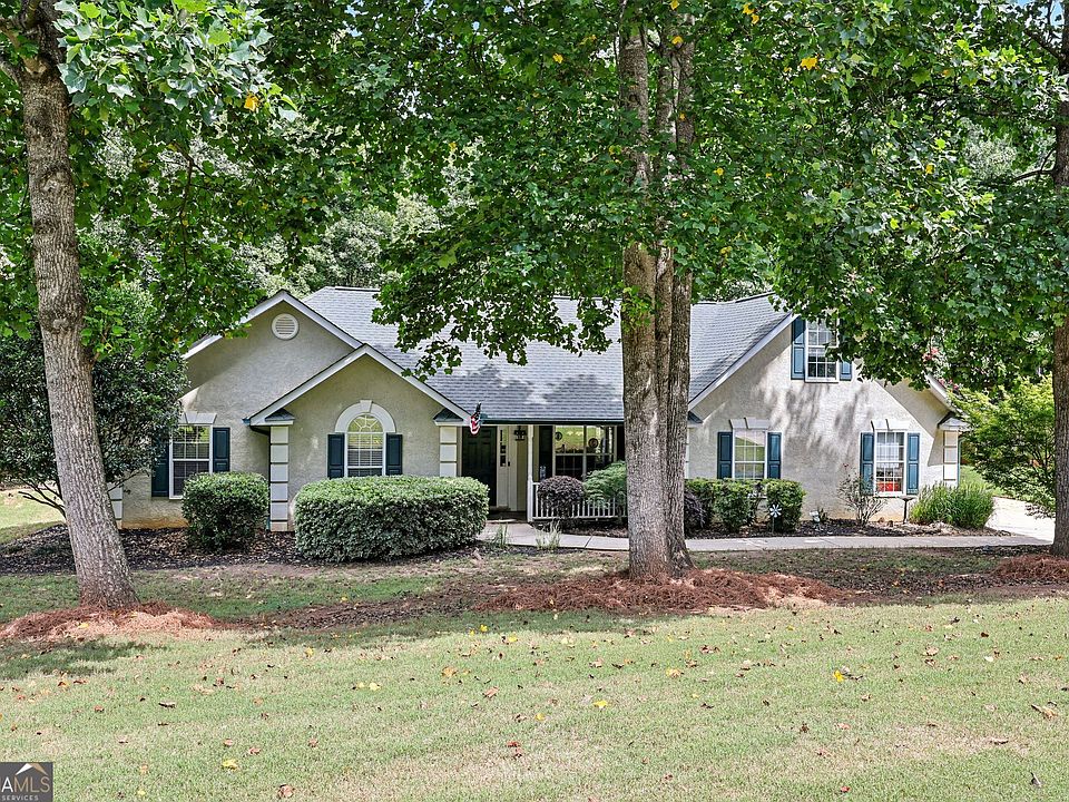 1st image of 108 Glenoaks Ct