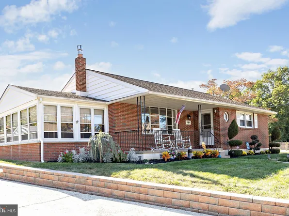 201 Parkview Ave, Somerdale, NJ 08083