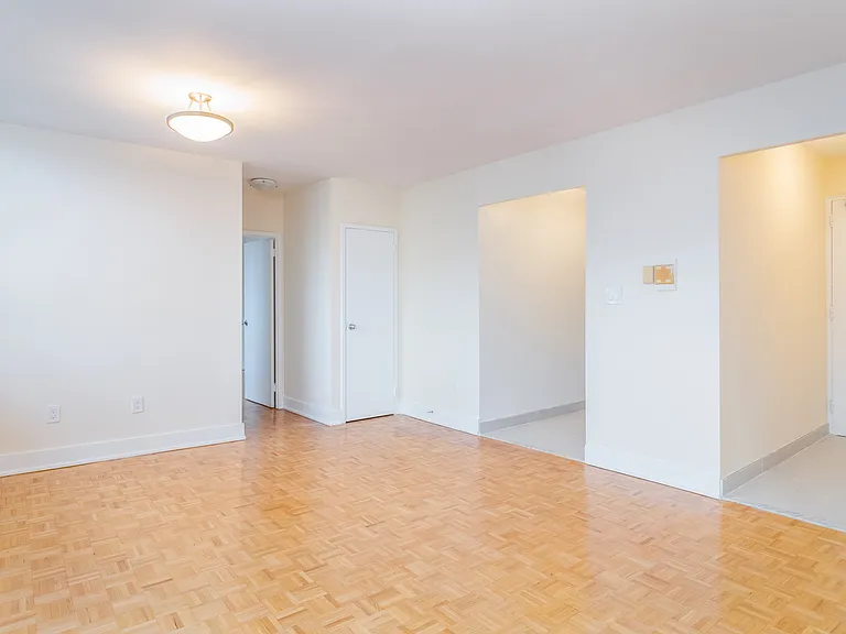 95 Havenbrook Blvd — Photo 25
