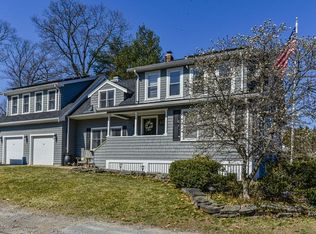 15 Taft Ln, Dedham, MA 02026