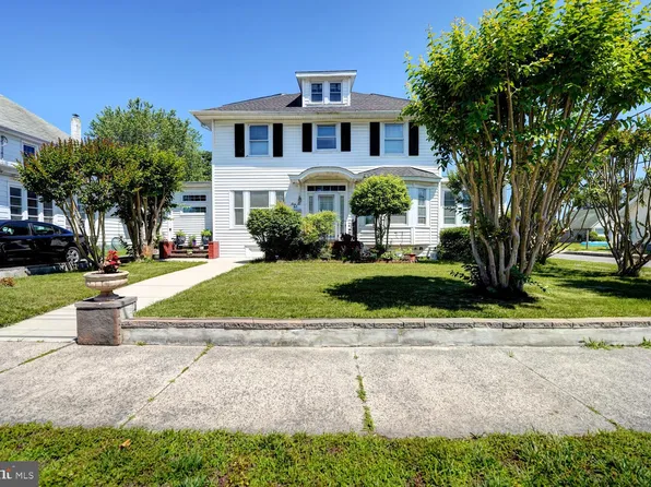 66 Clark St, Harrington, DE 19952