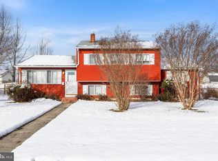 239 College Dr, Pemberton, NJ 08068