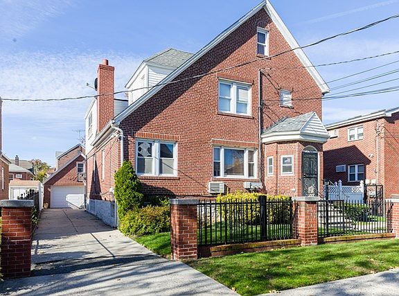 2nd image of 2333 Lodovick Ave