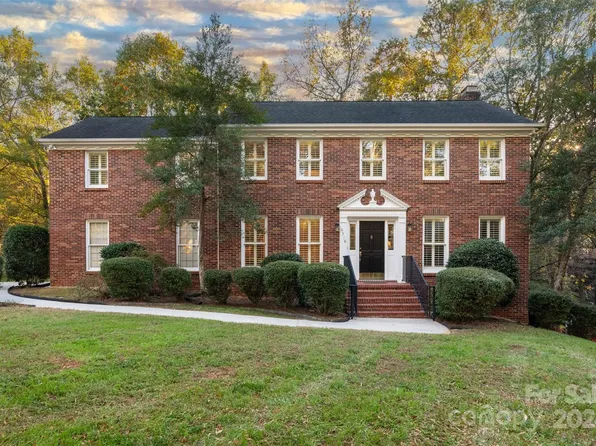 6518 Tuskan Dr, Charlotte, NC 28270