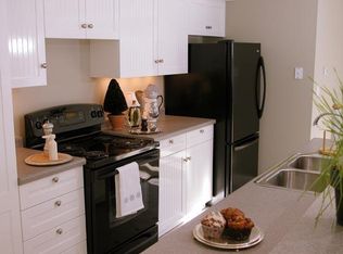 5 Shapleigh Rd #205, Kittery, ME 03904