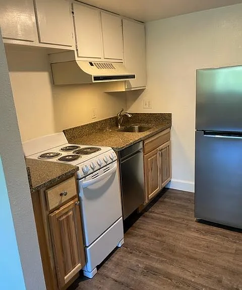 1945 Canyon Blvd #6W — Photo 3