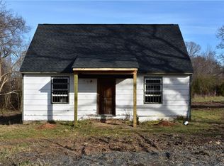 5750 Cartersville Rd, Powhatan, VA 23139