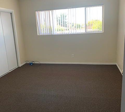 2nd image of 2652 Del Rosa Ave #E
