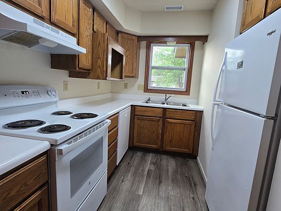 5th image of 4440 E Santa Barbara Dr