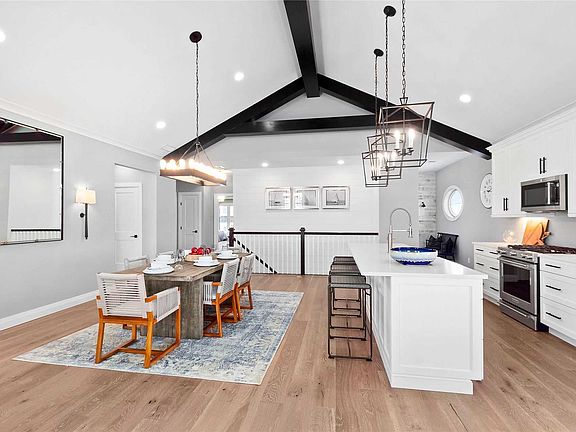 2nd image of 42204 Silver Birch Ln #42-204