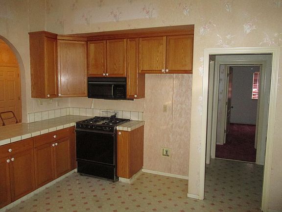 Kitchen and Laundry