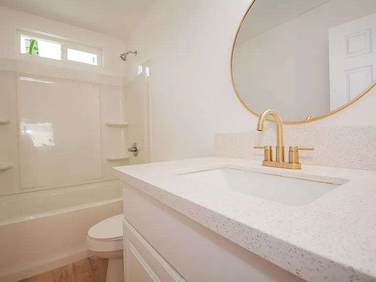 8258 Bennett Ave — Photo 14