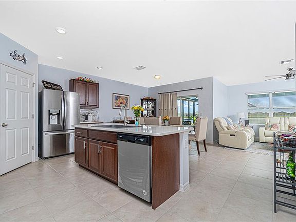 5th image of 25333 E Lenox Cir