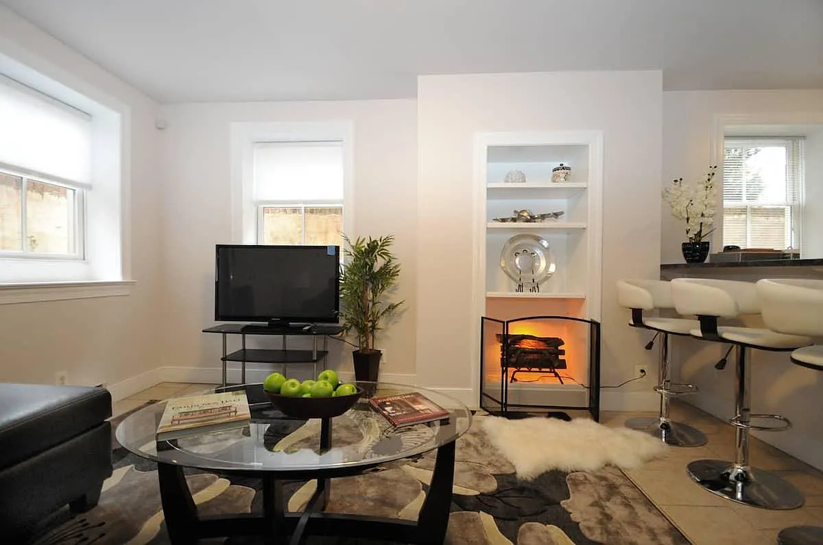 1 bed, 800 sqft, $3,270 — Photo 4