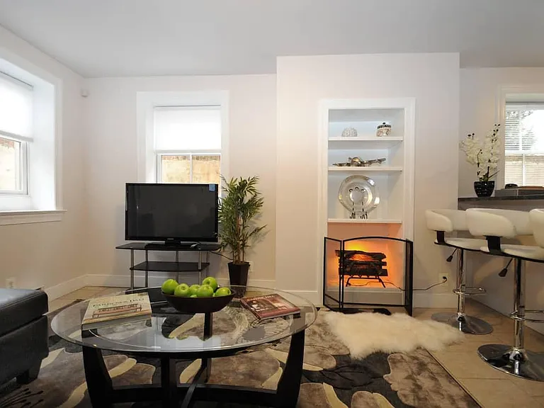800 E Capitol St NE #1 — Photo 4