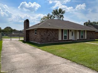 40141 La Rochelle Rd, Prairieville, LA 70769