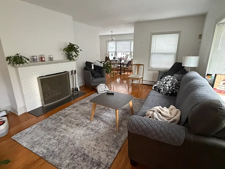 958 Middlesex Tpke — Photo 5