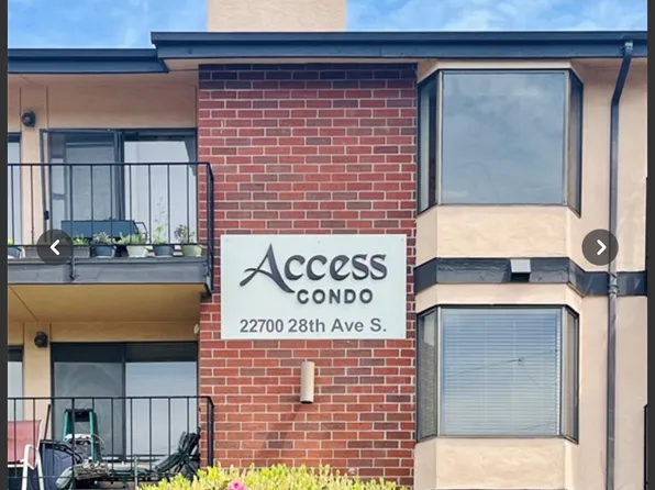 22700 28th Ave S APT 310, Des Moines, WA 98198