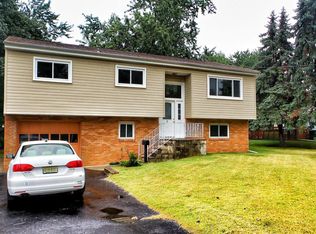 3 Webster Dr, Hazlet, NJ 07730